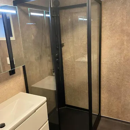Sentral Toppleilighet 3.etg 4 Pers Apartment Svolvaer