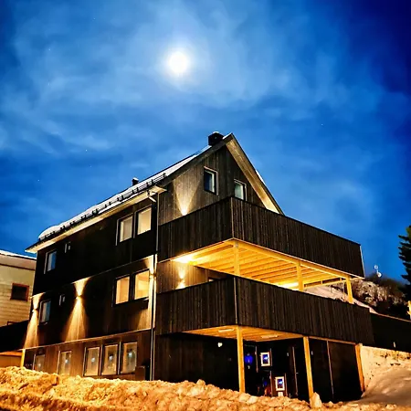 Mountain Panorama, Floor, Svolvaer, Lofoten Appartement *